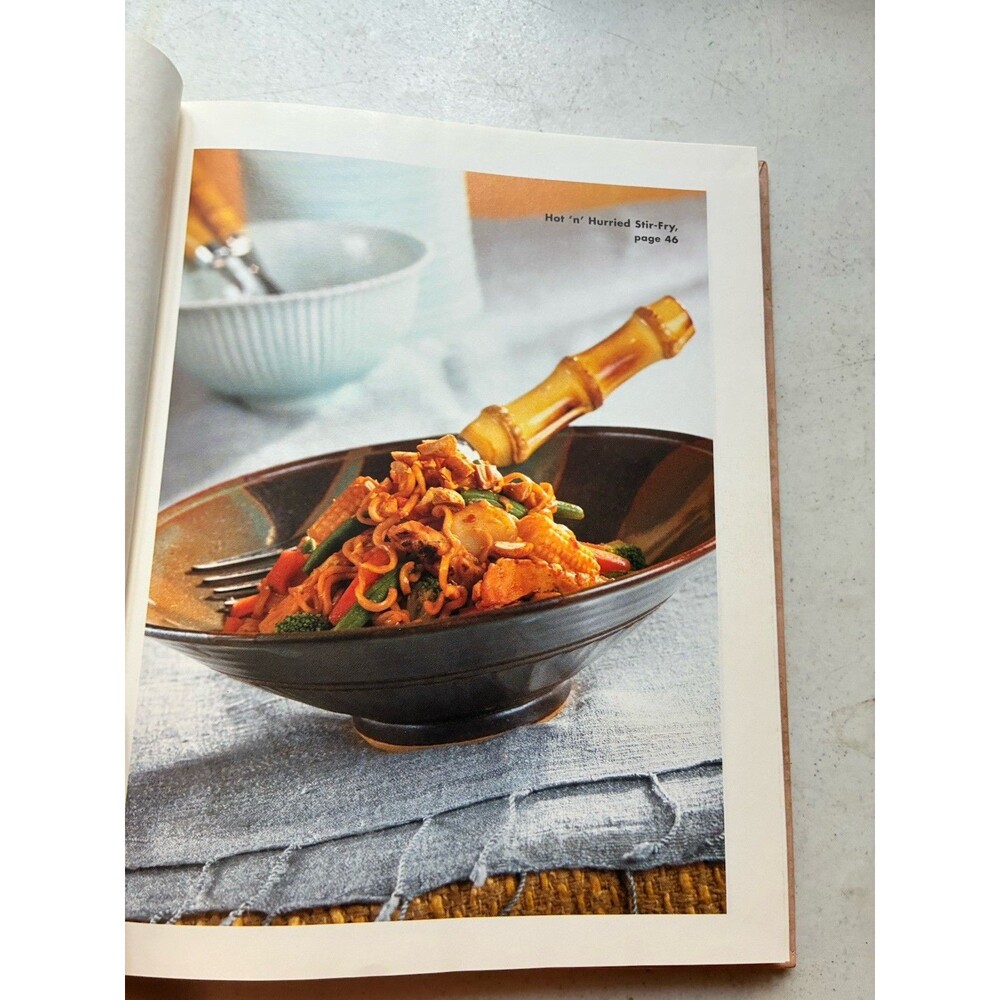 Weight Watchers Shortcut Cookbook Hardcover 2003 Quick Easy Meals Recipes. - Picture 5 of 10